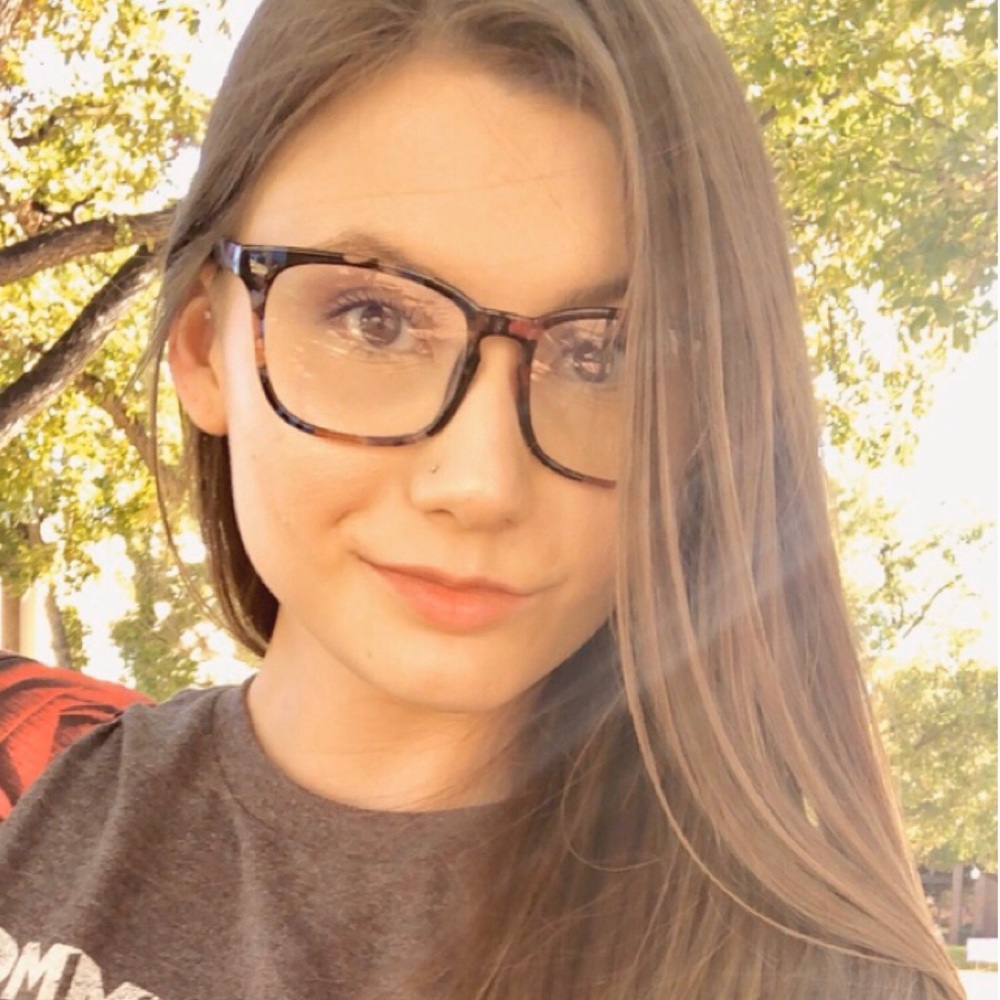 Meet your Posher, Jenny